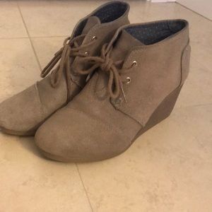TOMS wedge booties like new